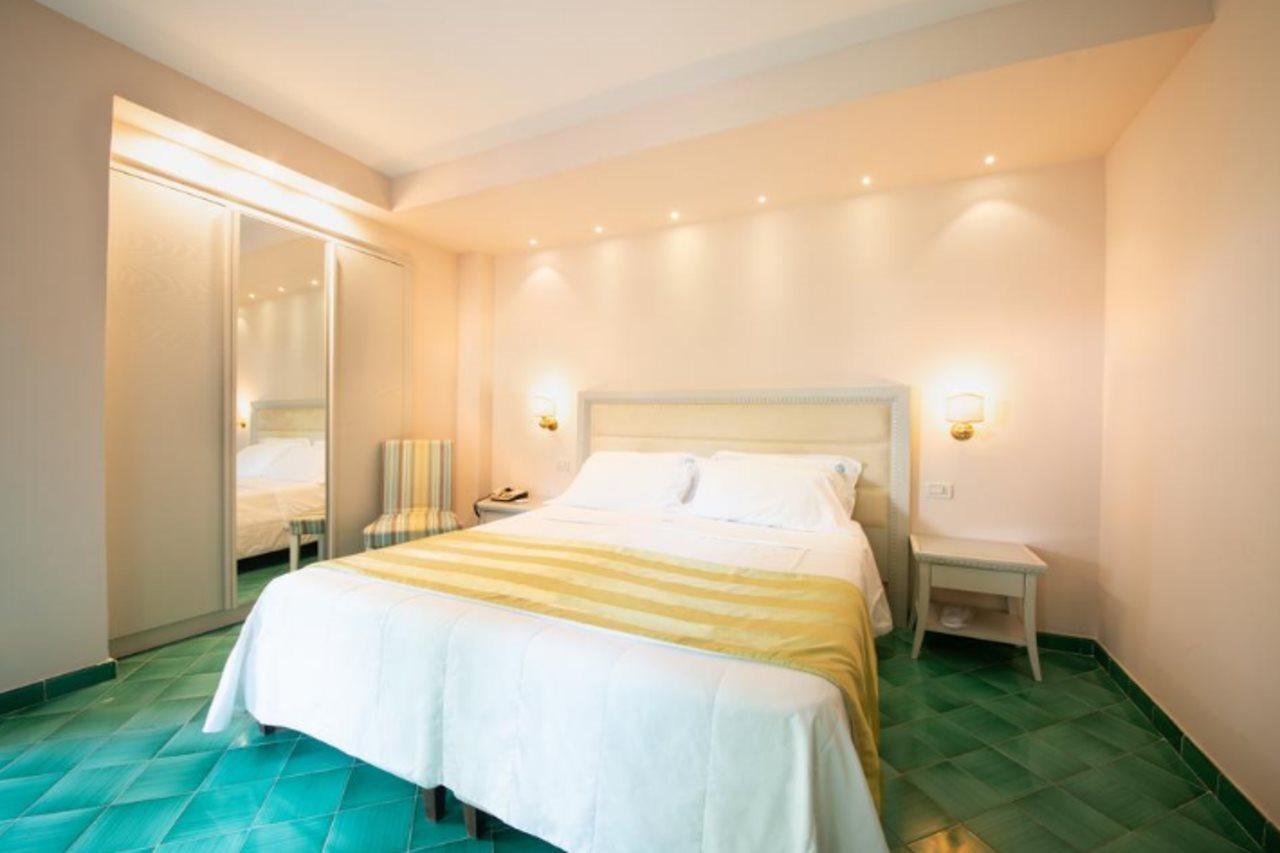 Hotel Continental Ischia Eksteriør billede
