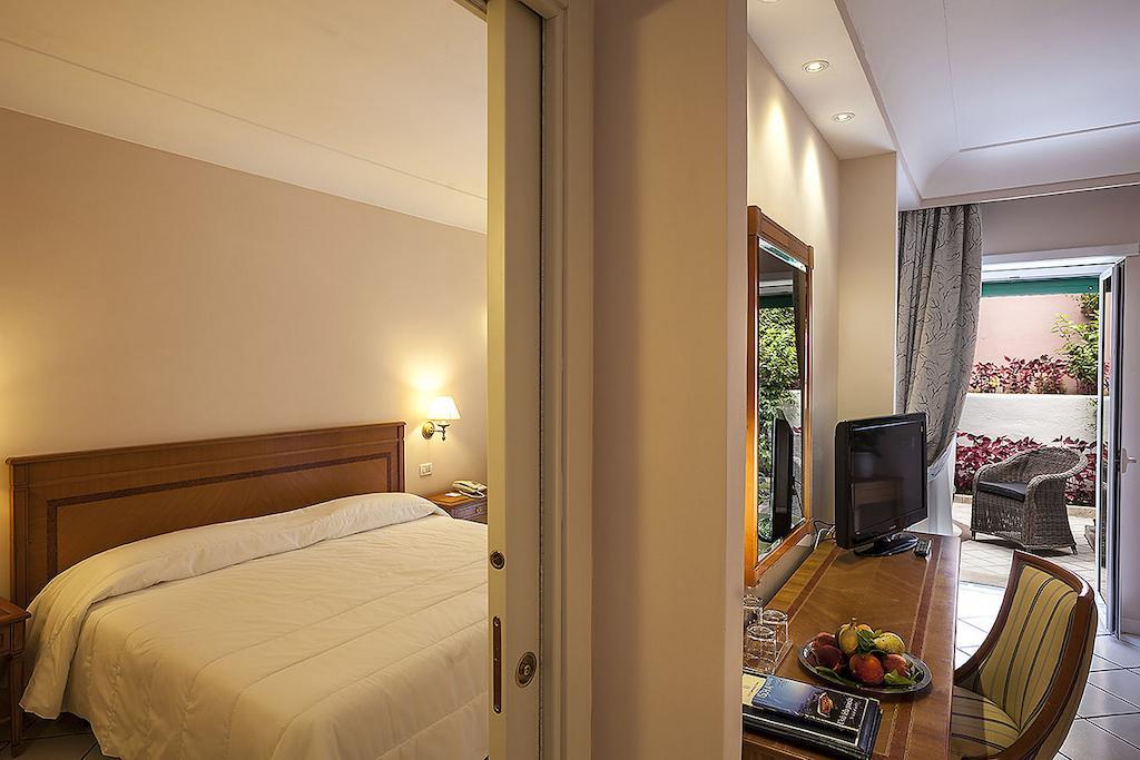 Hotel Continental Ischia Eksteriør billede